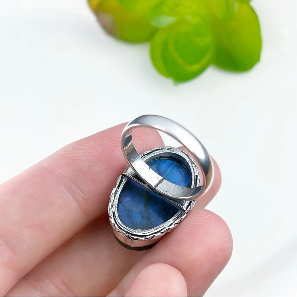 Natural Blue Labradorite Ring Size 7 Vintage Boho Sterling Silver 925 Overlay